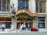 5th Avenue Disney P1030130