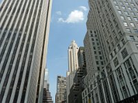 Lexington Avenue Chrysler Building a droite P1030135