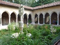 Cloisters Trie en Bigorre P1000274