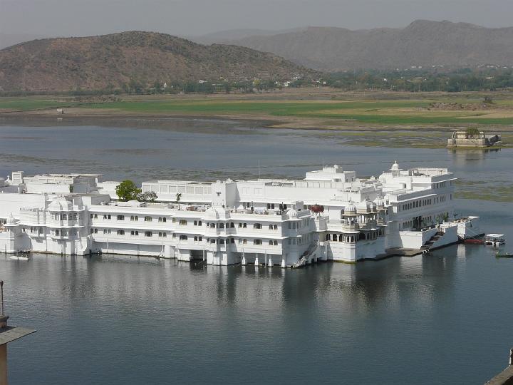 udaipur913.jpg