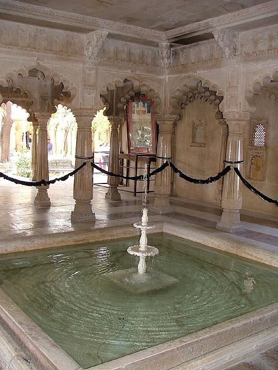 udaipurcitypalace578.jpg