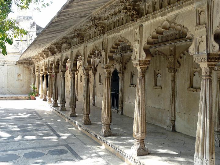 udaipurcitypalace581.jpg